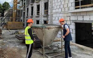 Умань Будівництво