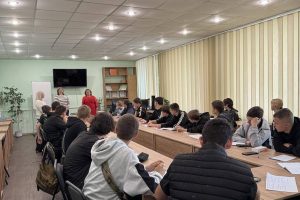 Вище профучилище. Праця молоді